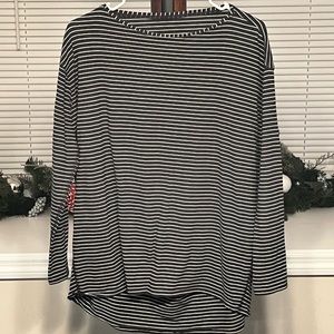 Lululemon long sleeve.